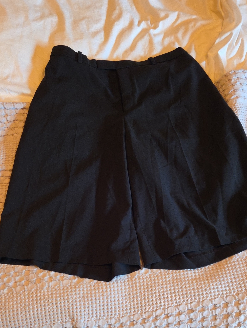 Uniqlo Black Women's Tailored Bermuda Shorts